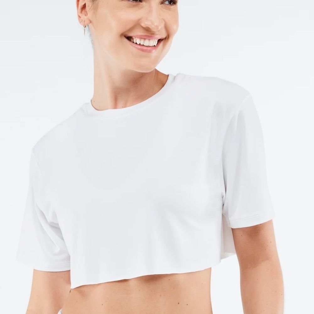 Fabletics 100% Cotton Short-Sleeve Cropped Tee Classic White L NWT in packaging